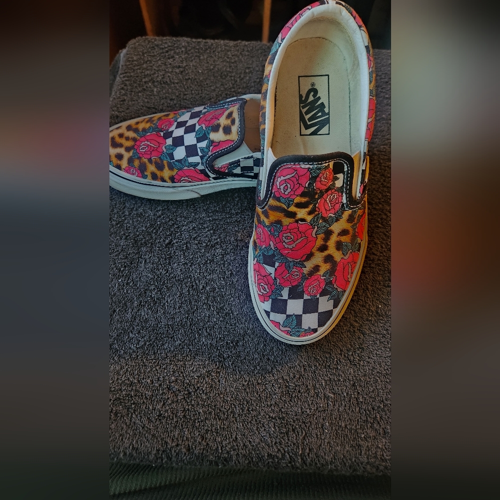 Vans - Picture 3 of 3